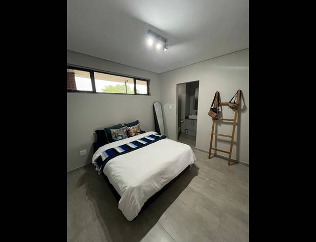 2 BEDROOM PROPERTY TO RENT IN MENLO PARK